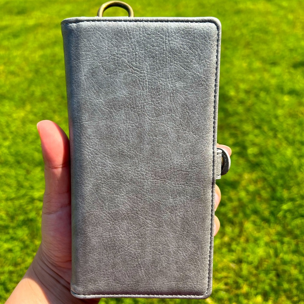 Wristlet wallet case for the iPhone XS Max